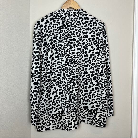 AMARYLLIS White Leopard Print Knit Long Snap Button Cardigan LARGE V Neck Soft - Picture 6 of 9